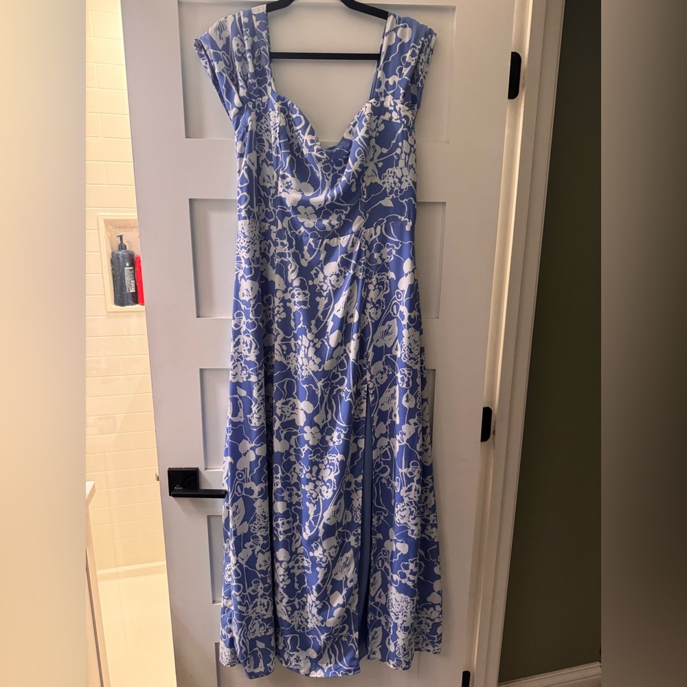 Abercrombie & Fitch Blue and White Floral Maxi Dress